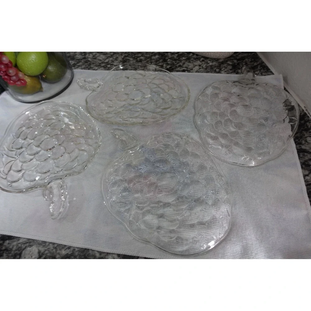 Vintage clear glass cluster bubbly grape serving dish-‎ set of 4